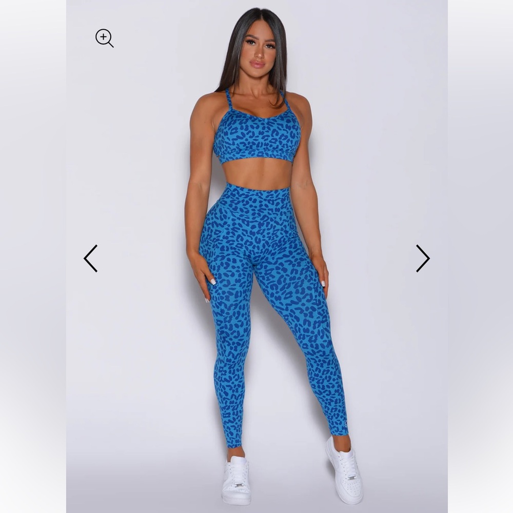 Bombshell sportswear blue cheetah curves leggings